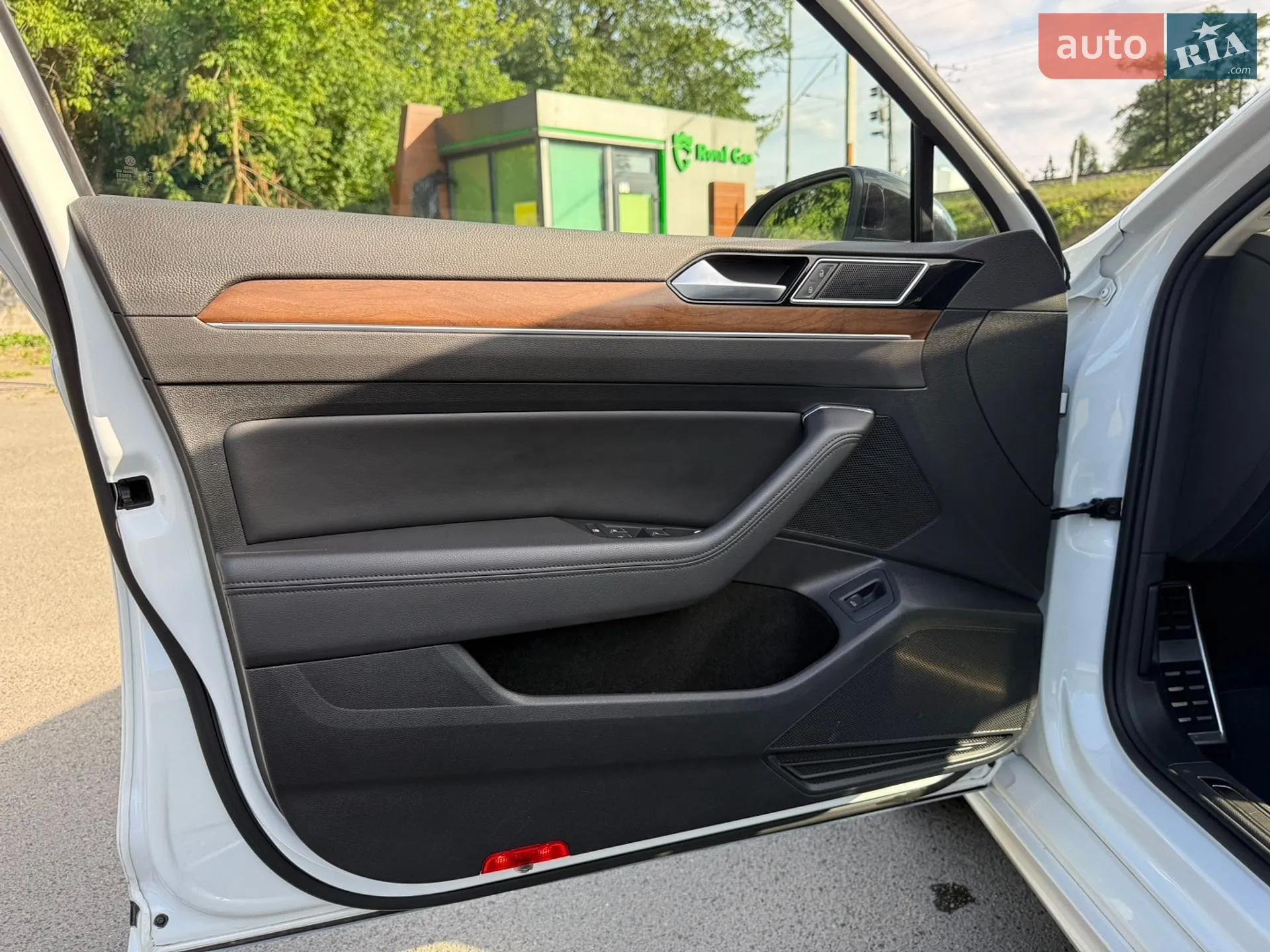 2018 Volkswagen Passat - мініатюра 32