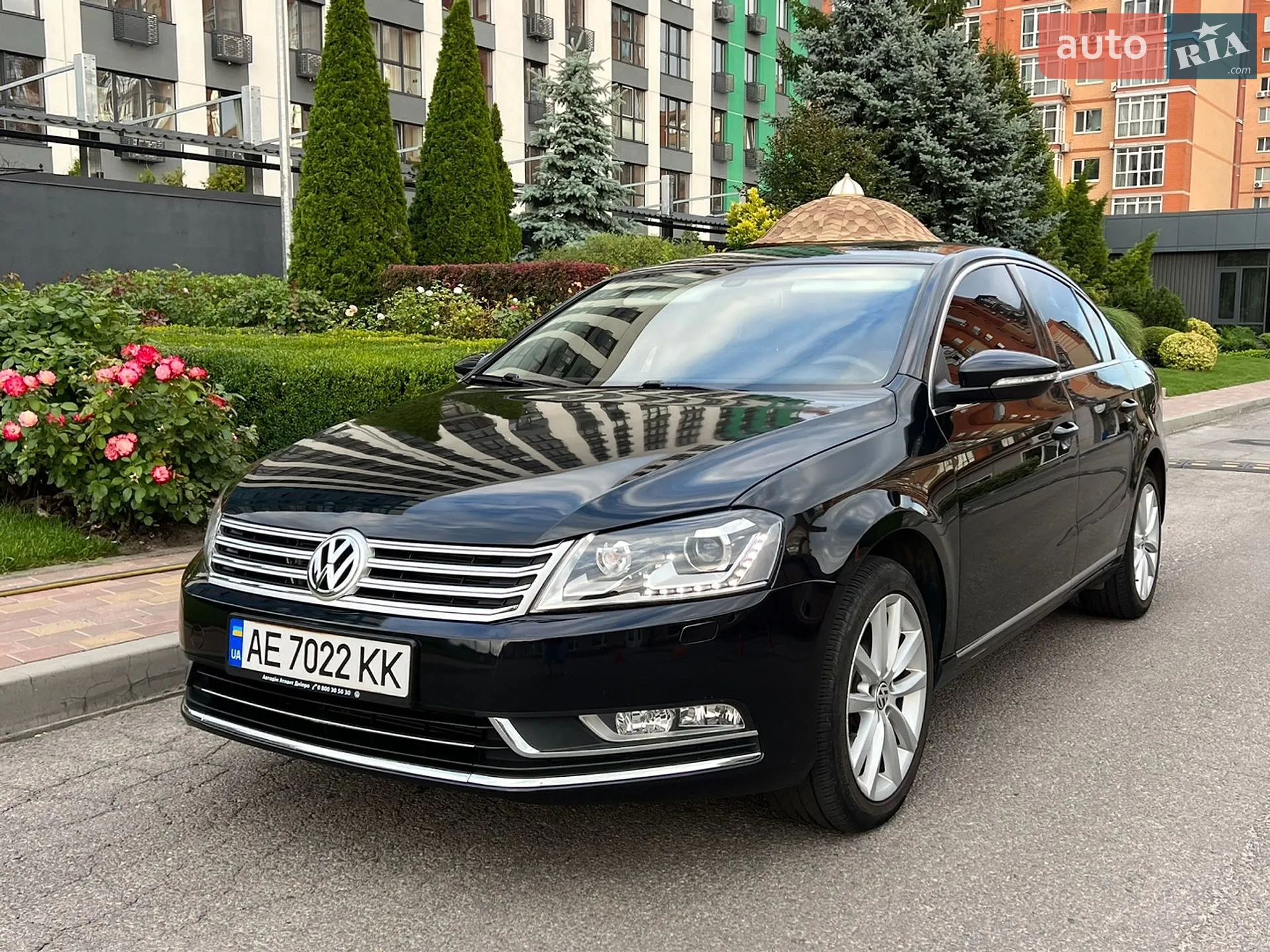2013 Volkswagen Passat - мініатюра 2