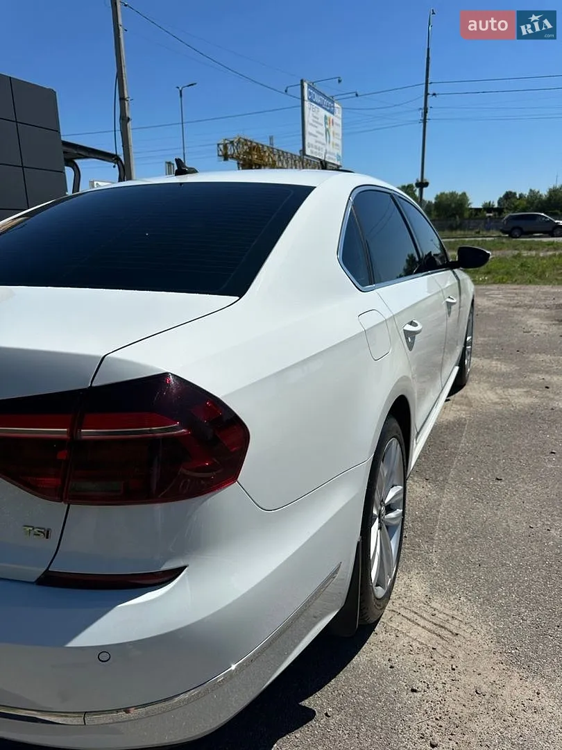 2017 Volkswagen Passat - мініатюра 11