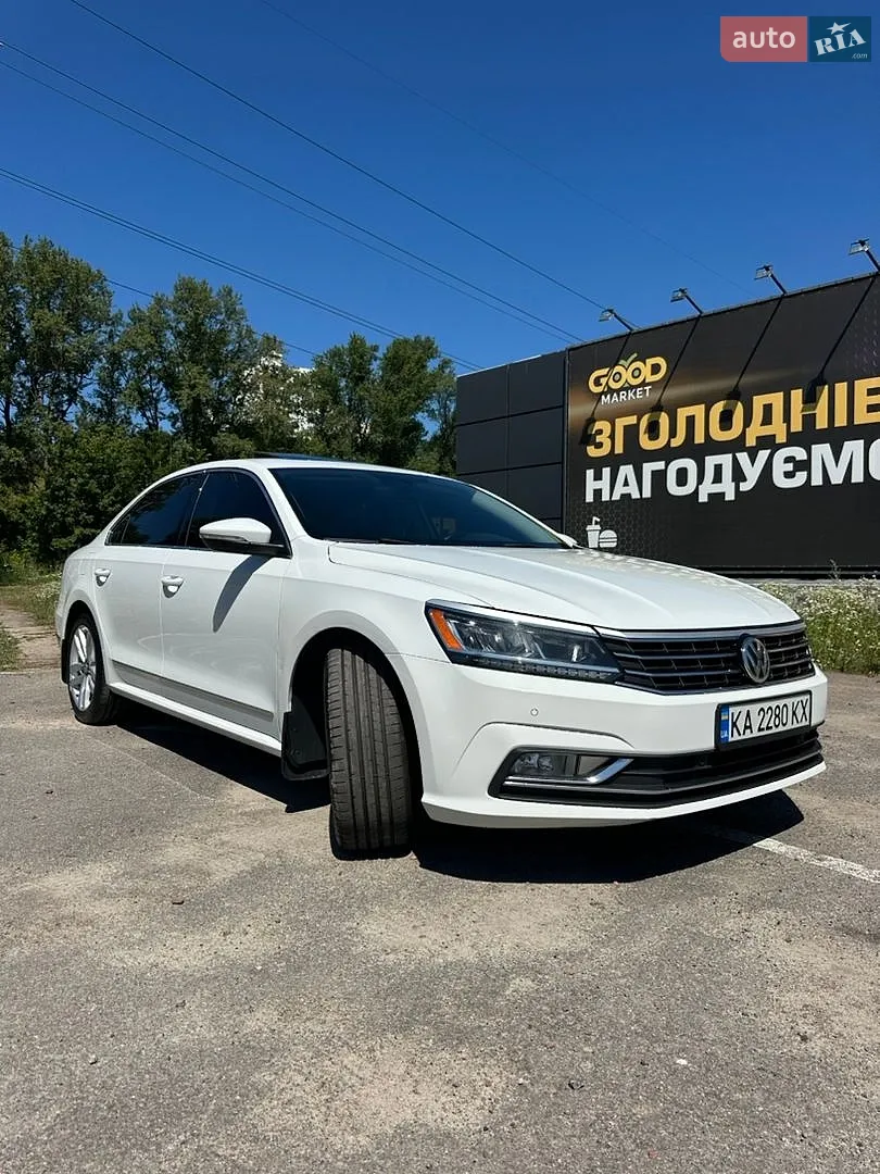 2017 Volkswagen Passat - мініатюра 24