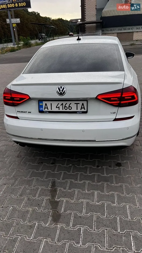 2016 Volkswagen Passat - мініатюра 4