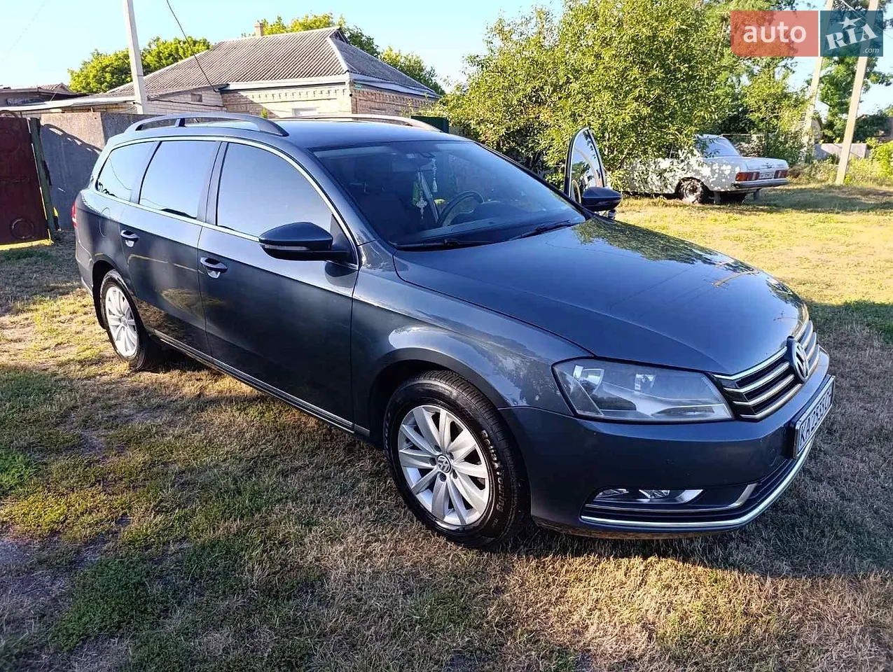 2013 Volkswagen Passat - мініатюра 42