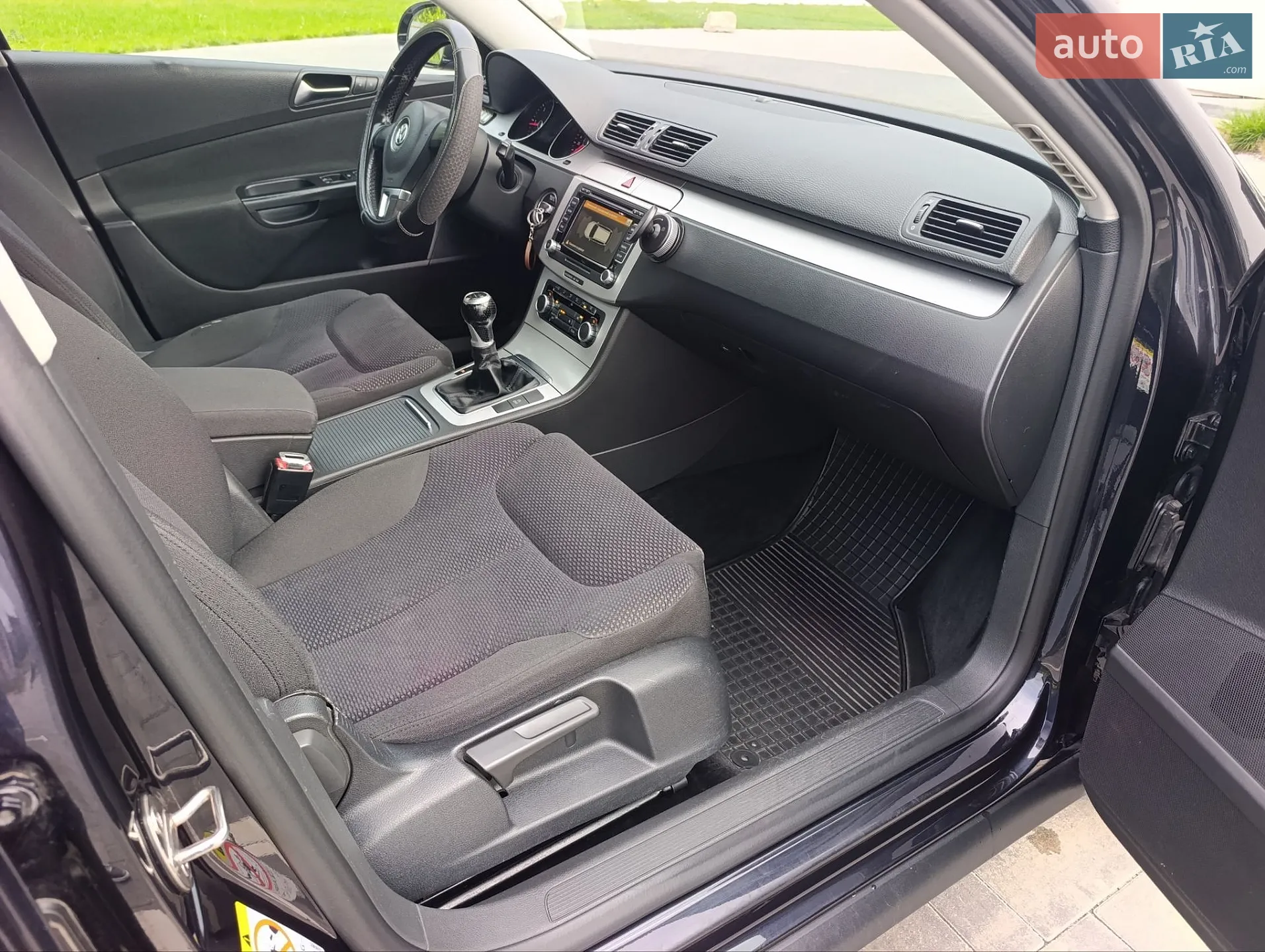 2010 Volkswagen Passat - мініатюра 10