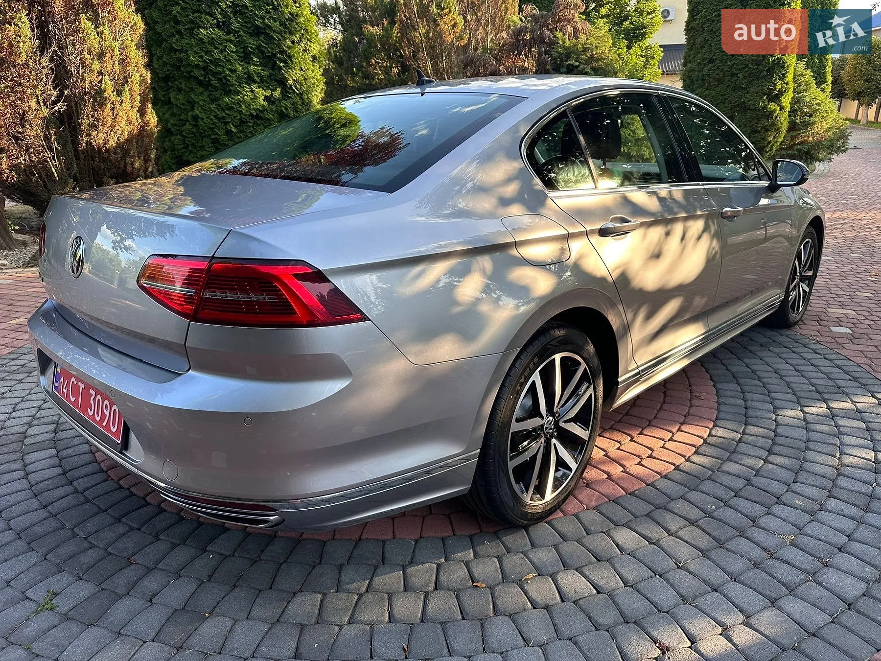 2019 Volkswagen Passat - мініатюра 13