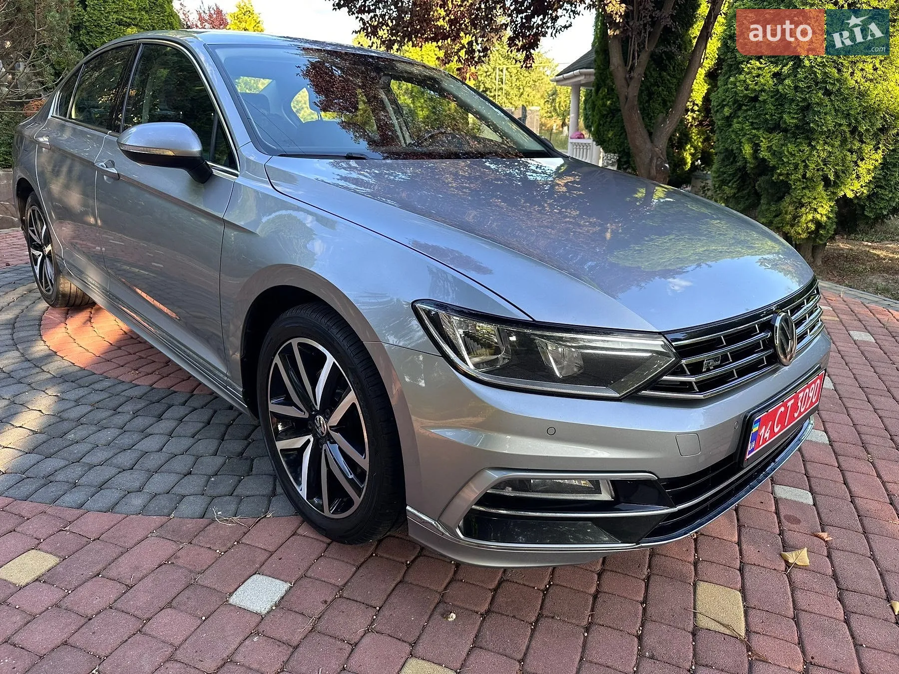 2019 Volkswagen Passat - мініатюра 18