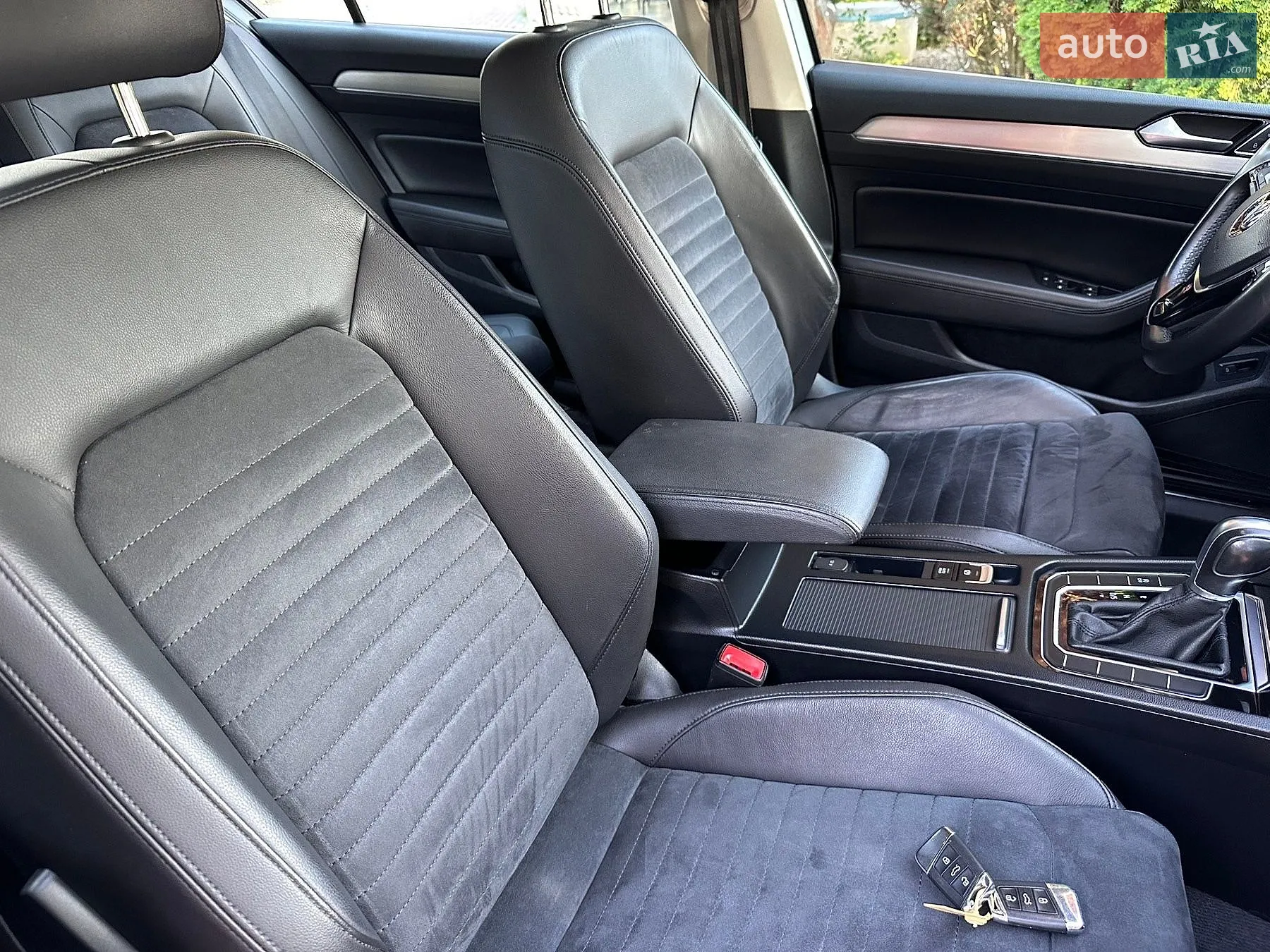 2019 Volkswagen Passat - мініатюра 35