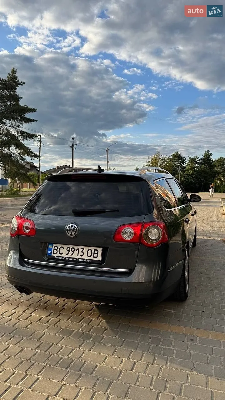 2010 Volkswagen Passat - мініатюра 18