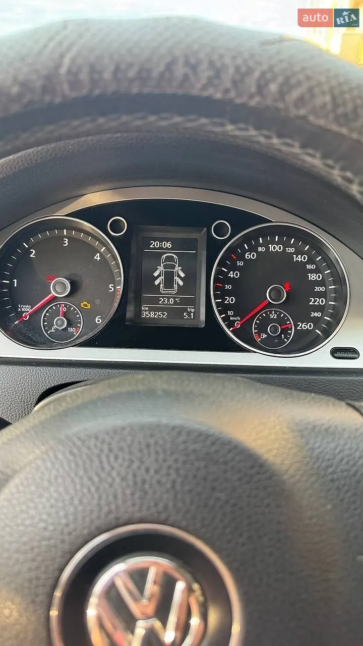 2010 Volkswagen Passat - мініатюра 30