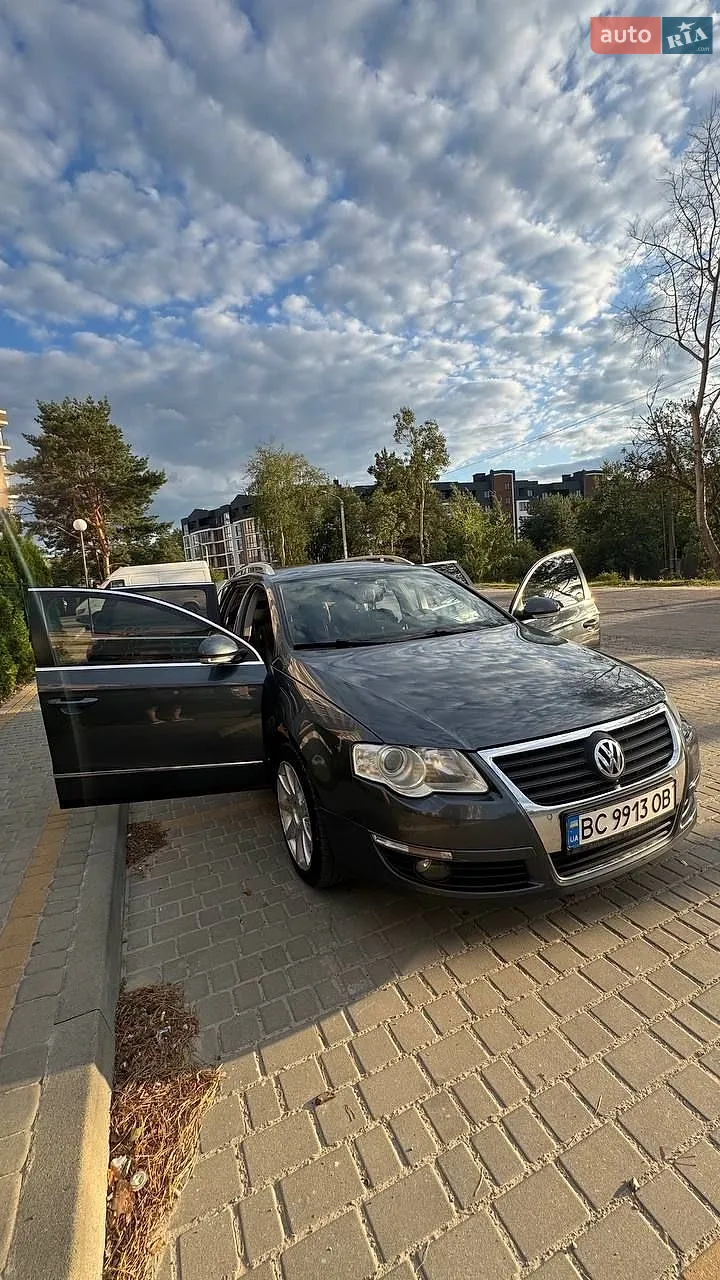 2010 Volkswagen Passat - мініатюра 7