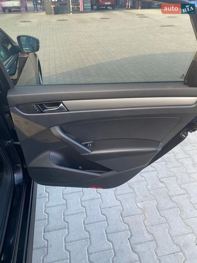 2013 Volkswagen Passat - мініатюра 13