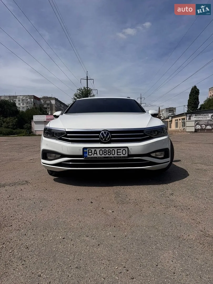 2020 Volkswagen Passat - мініатюра 2