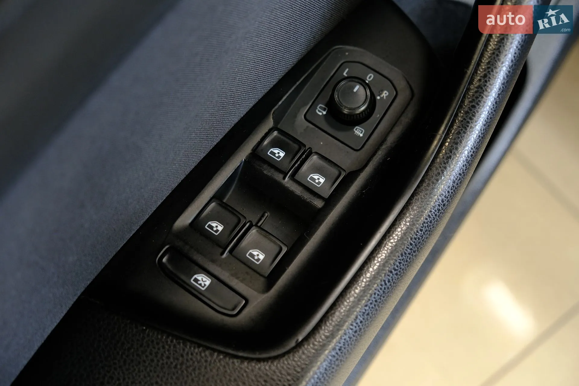 2017 Volkswagen Passat - мініатюра 22