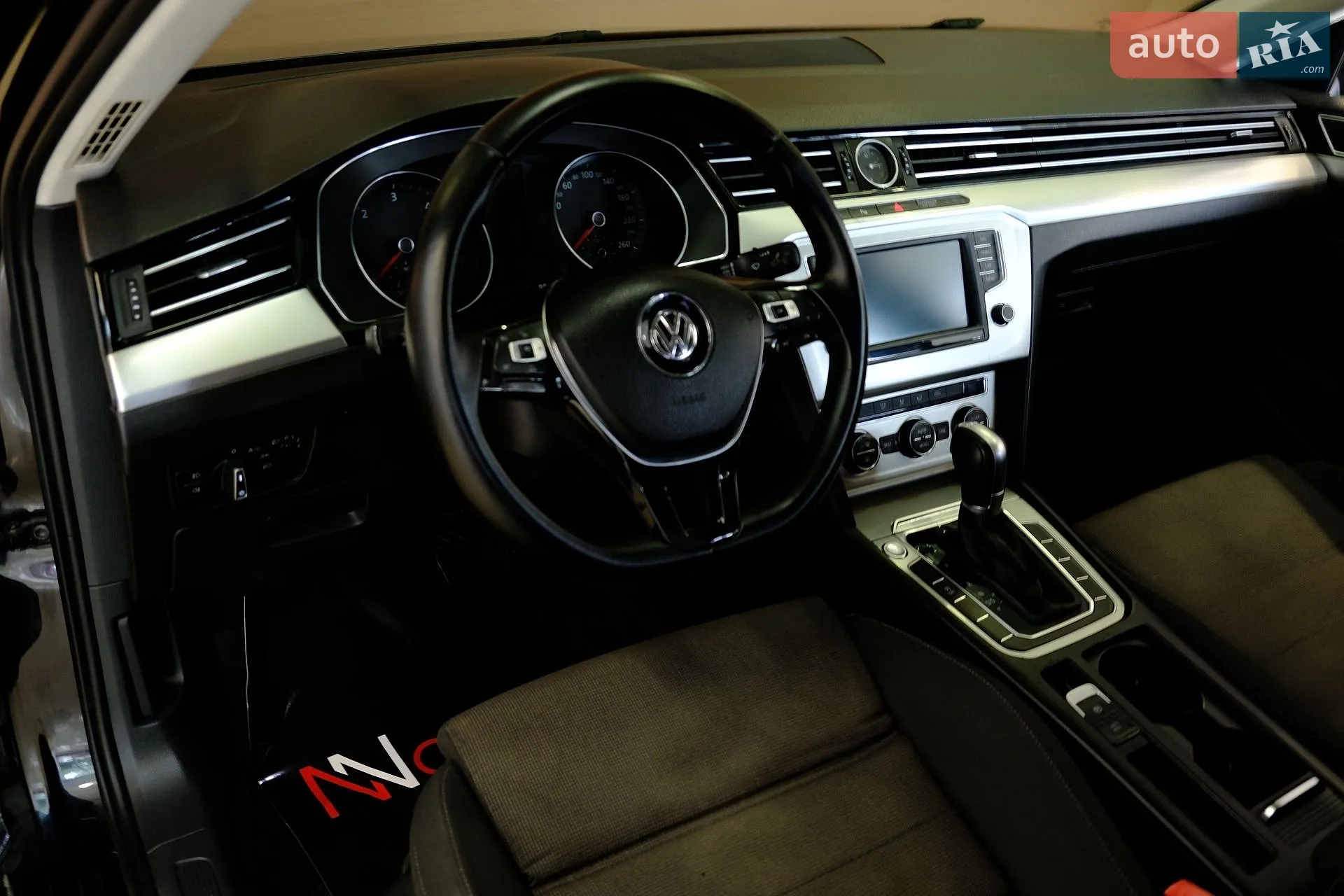2017 Volkswagen Passat - мініатюра 24