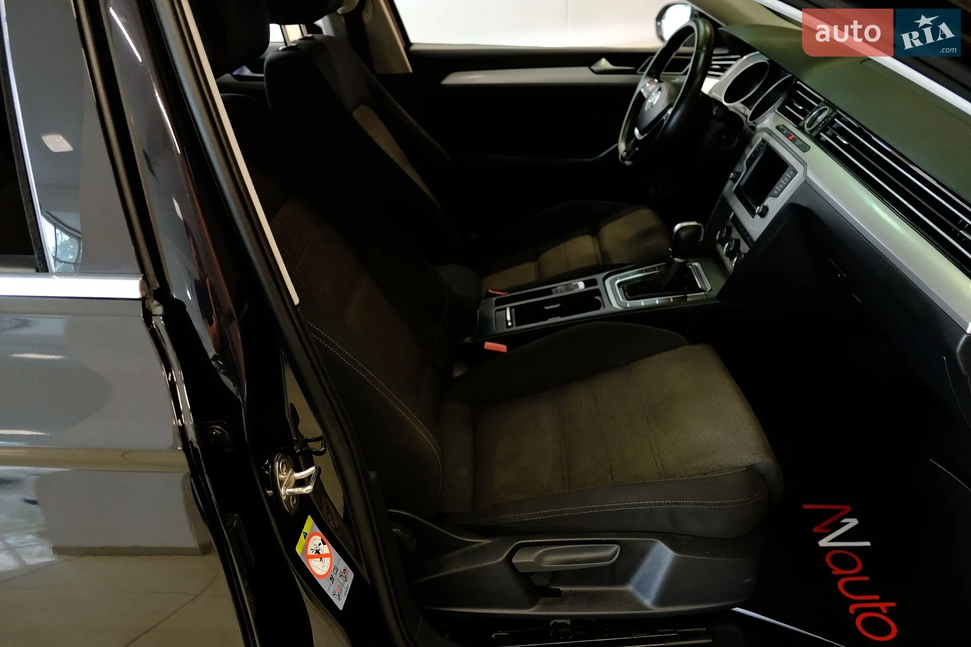 2017 Volkswagen Passat - мініатюра 35