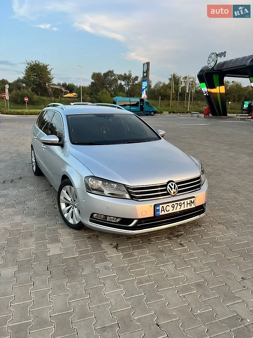 2011 Volkswagen Passat - мініатюра 3