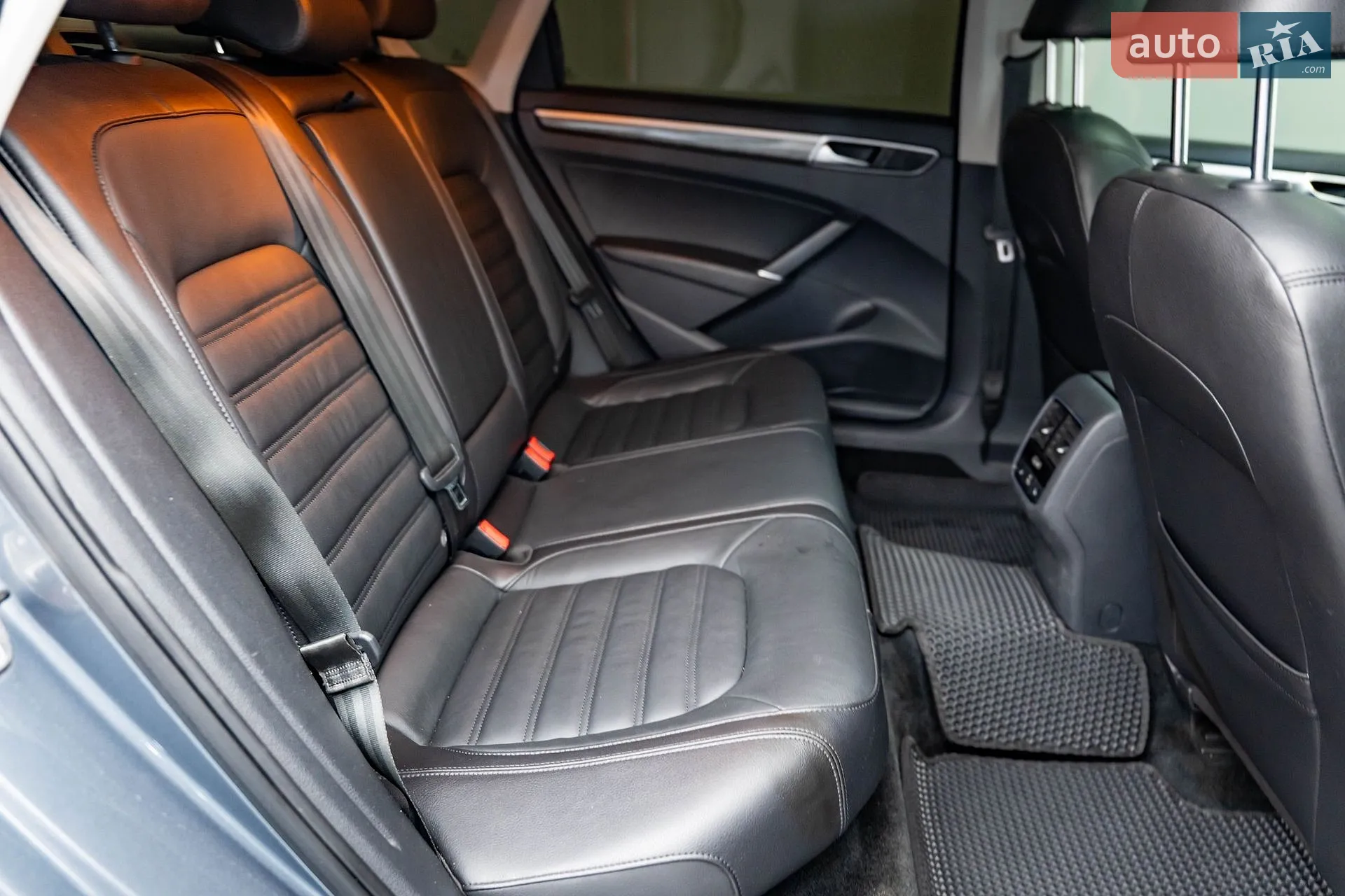 2017 Volkswagen Passat - мініатюра 24