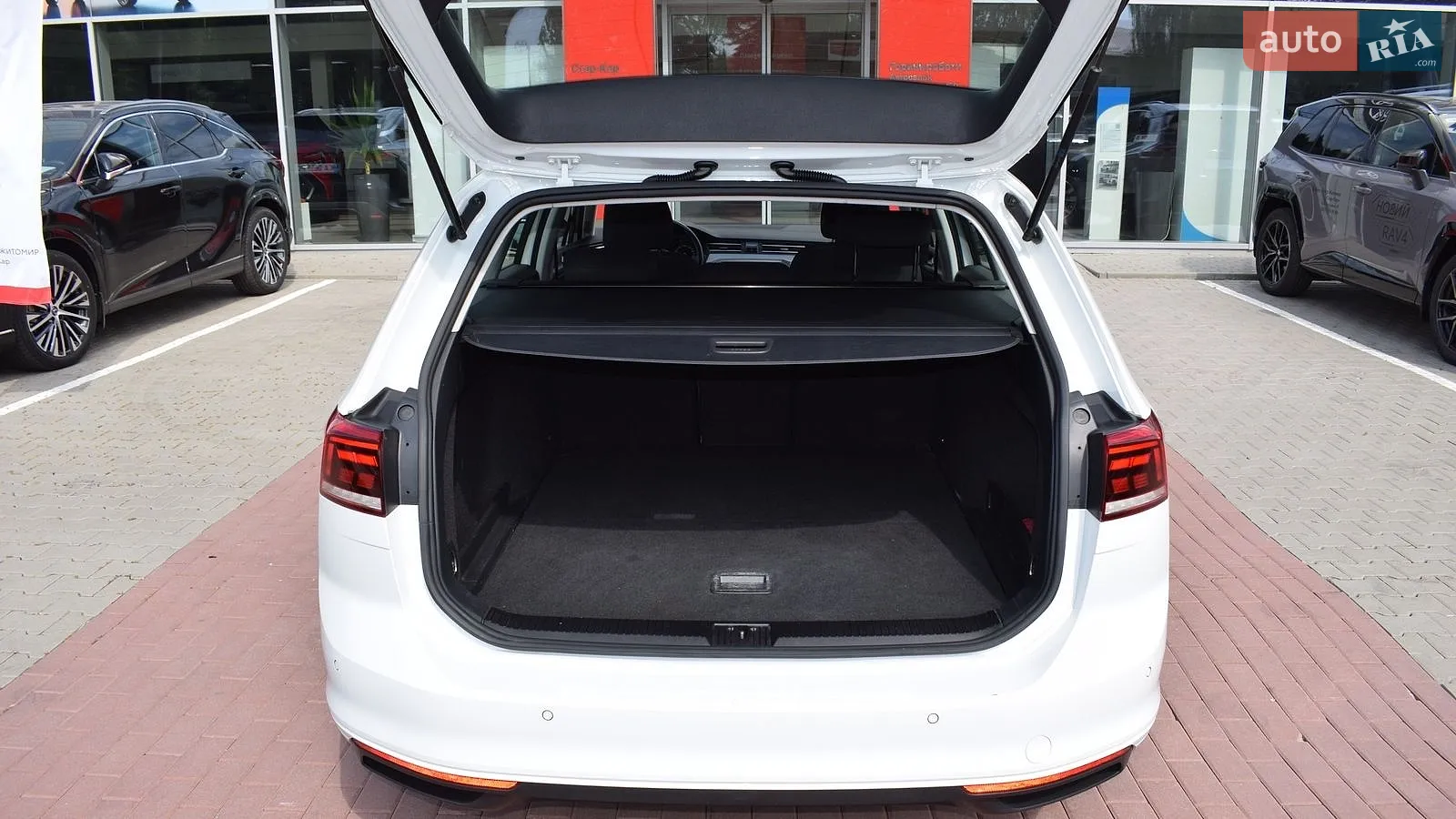 2020 Volkswagen Passat - мініатюра 10