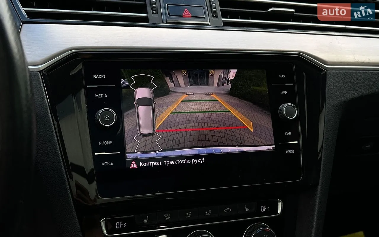 2020 Volkswagen Passat - мініатюра 17
