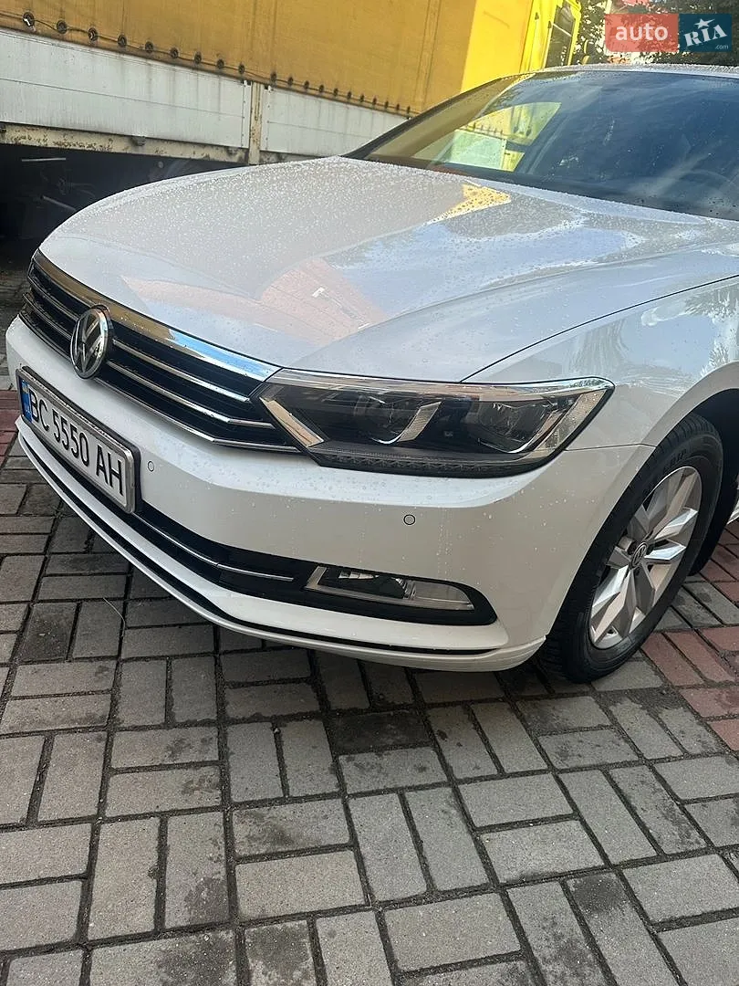 2018 Volkswagen Passat - мініатюра 11