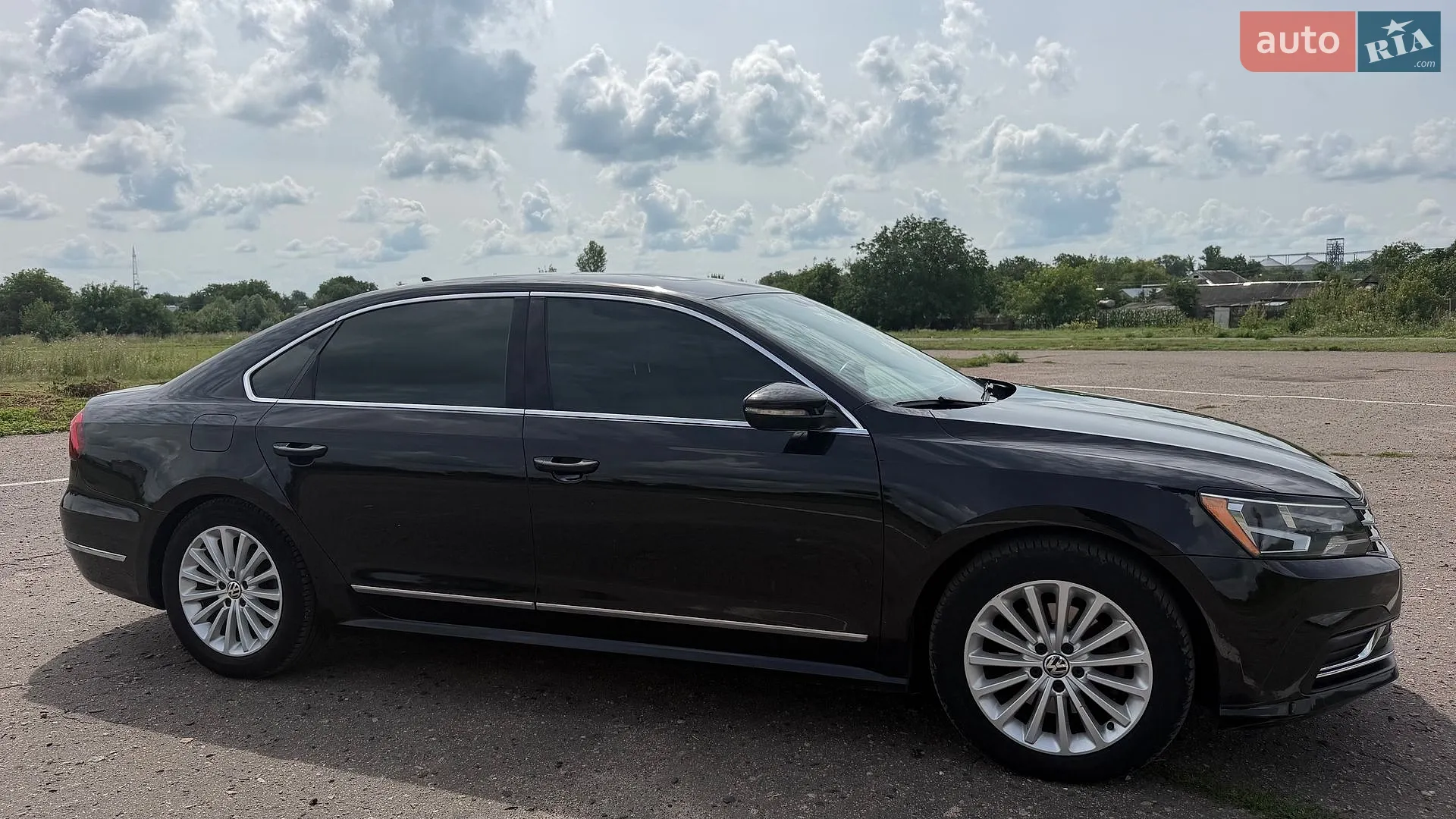 2017 Volkswagen Passat - мініатюра 24
