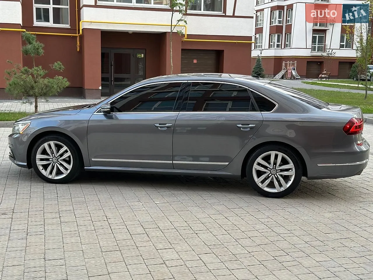 2016 Volkswagen Passat - мініатюра 6