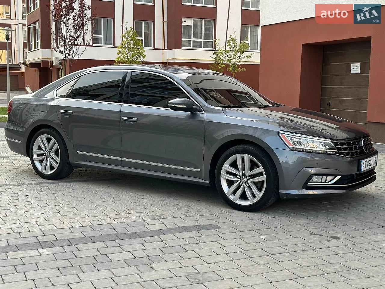2016 Volkswagen Passat - мініатюра 8