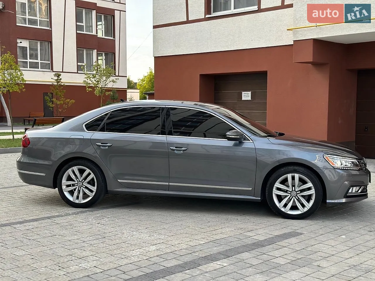 2016 Volkswagen Passat - мініатюра 9