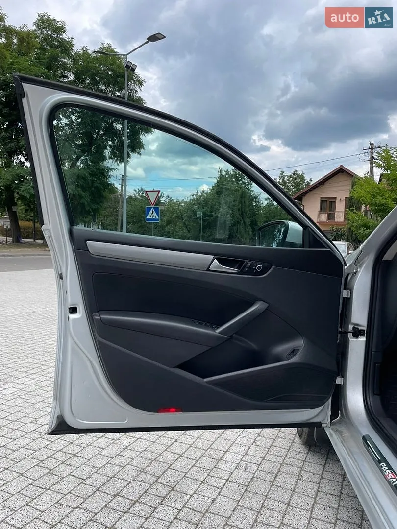 2014 Volkswagen Passat - мініатюра 35