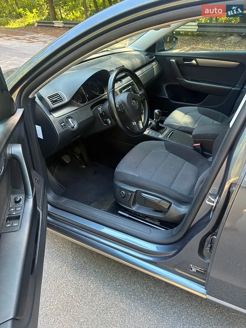 2013 Volkswagen Passat - мініатюра 15