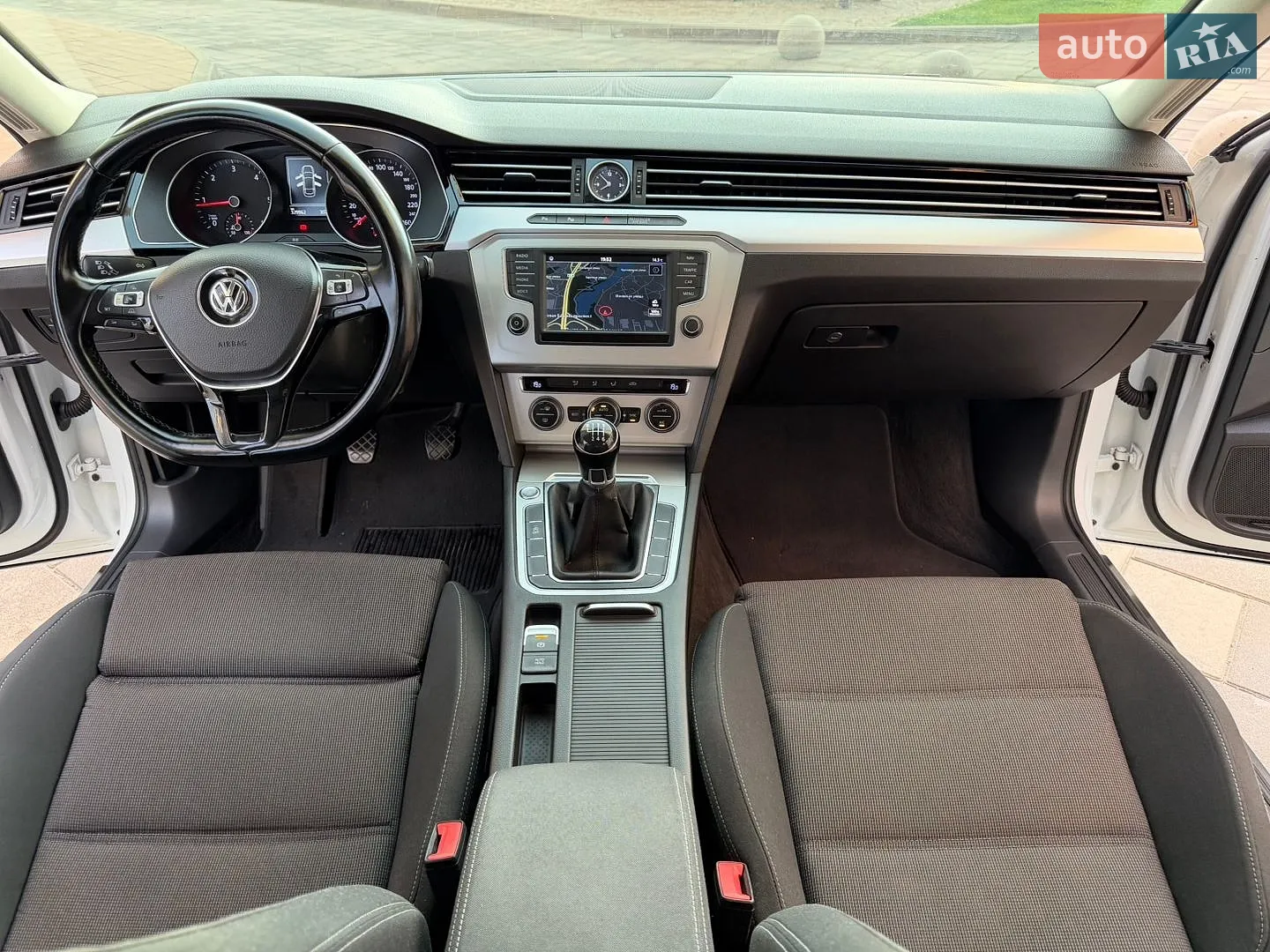 2015 Volkswagen Passat - мініатюра 31