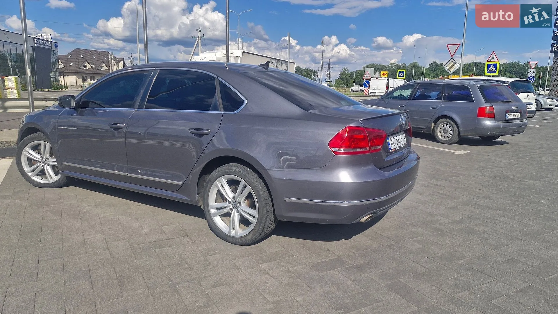 2013 Volkswagen Passat - мініатюра 14