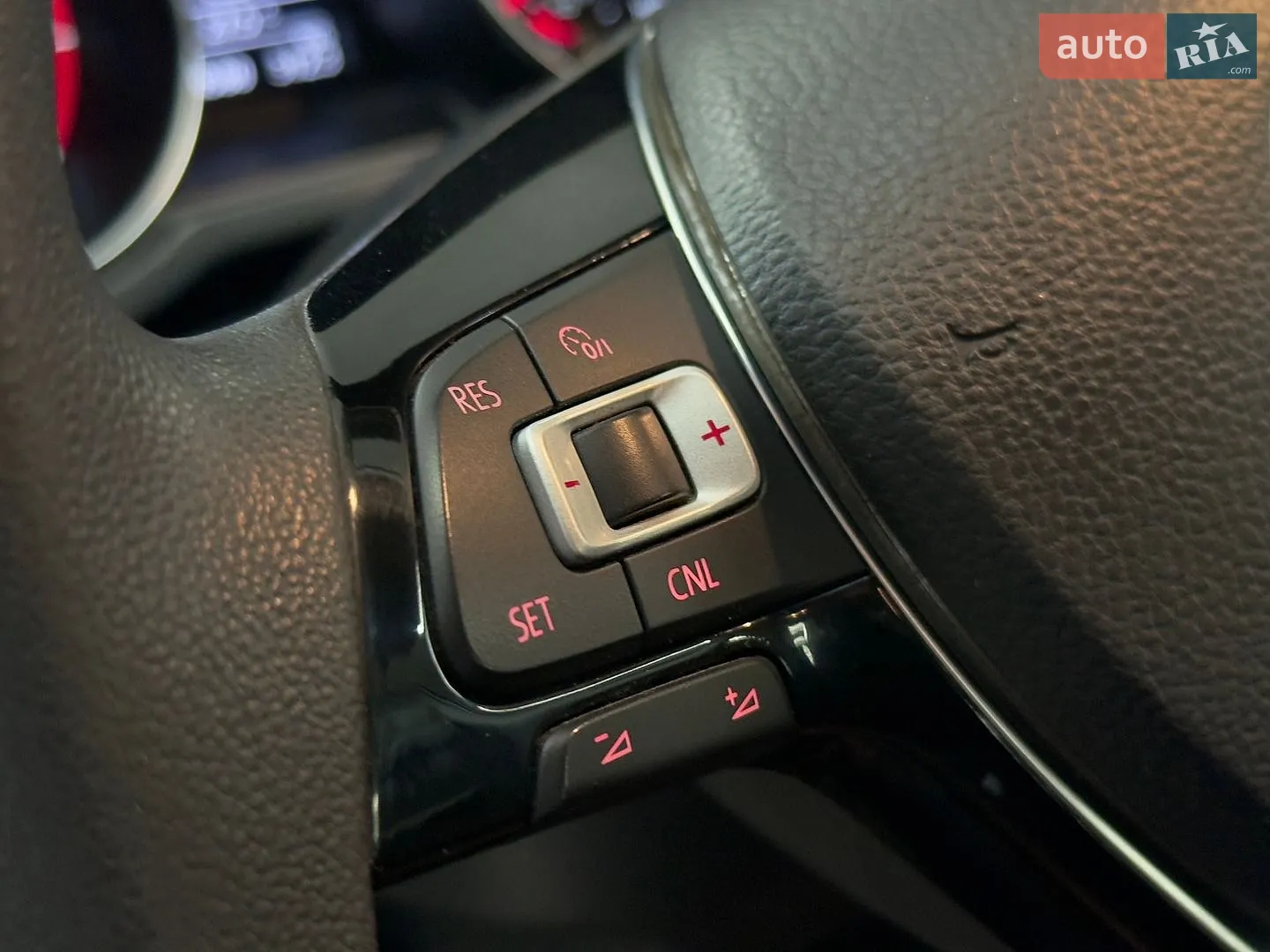 2016 Volkswagen Passat - мініатюра 14