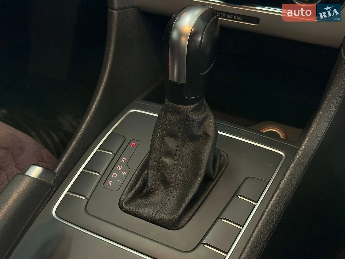 2016 Volkswagen Passat - мініатюра 20