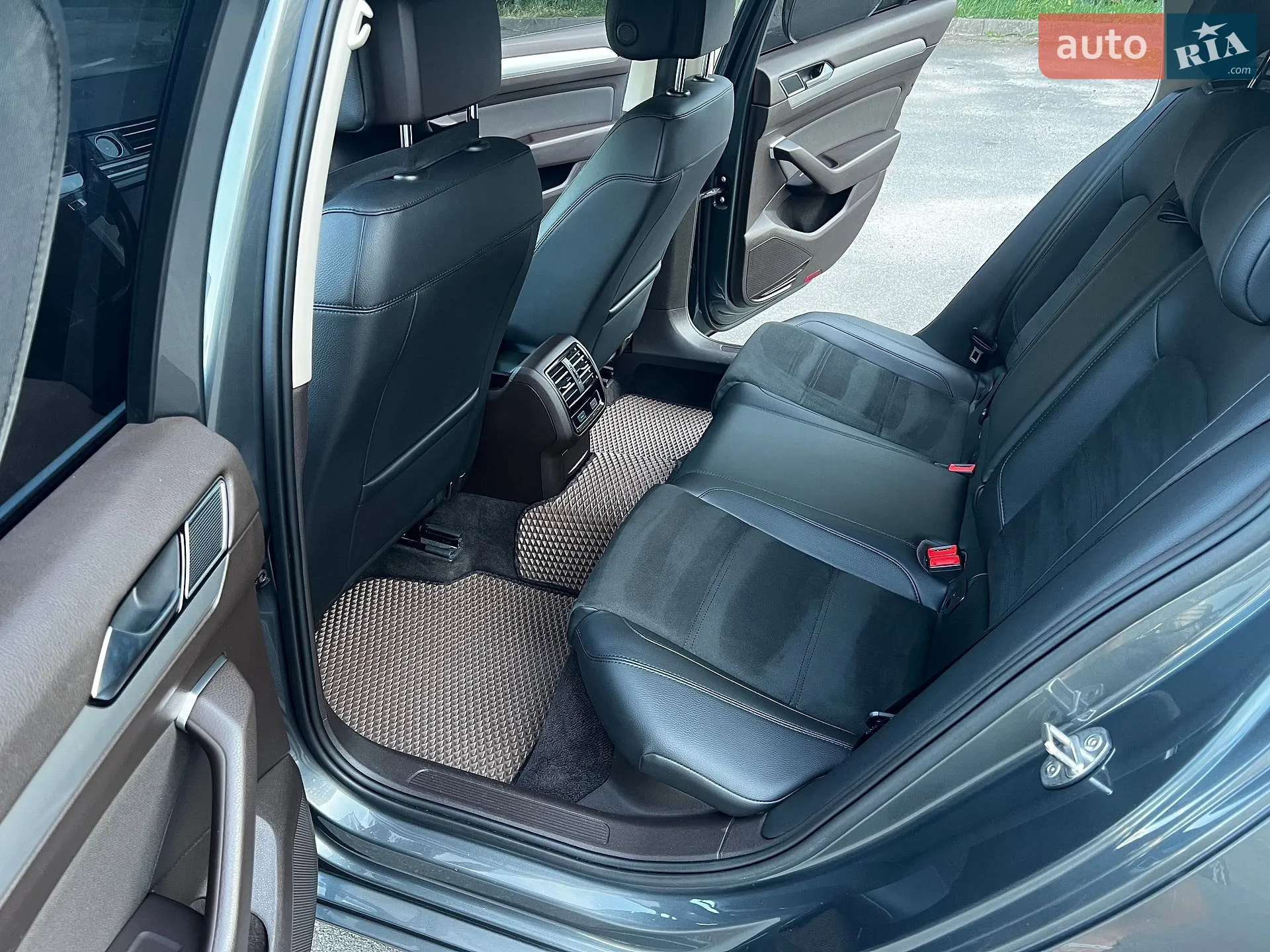 2016 Volkswagen Passat - мініатюра 27