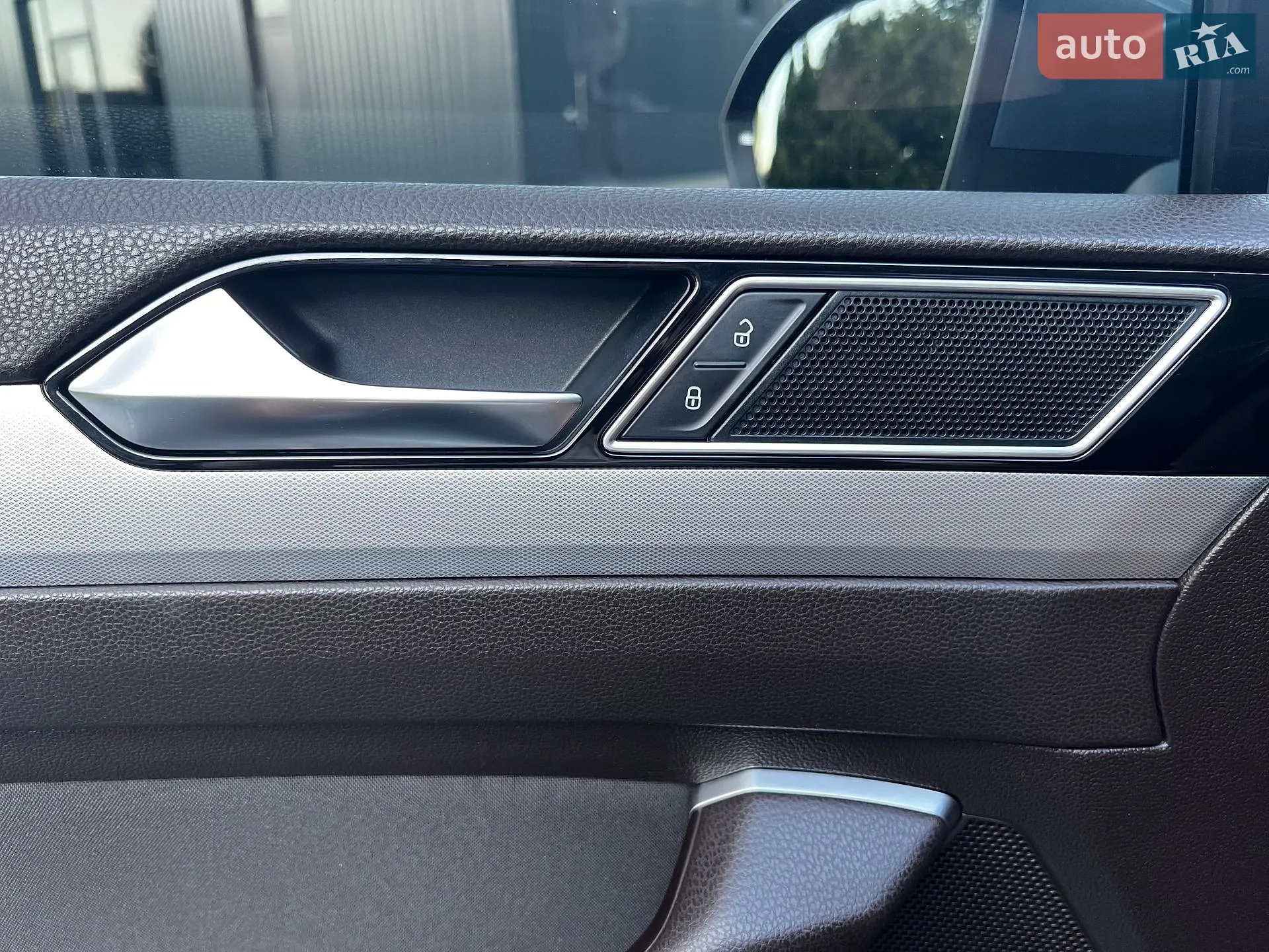 2016 Volkswagen Passat - мініатюра 32