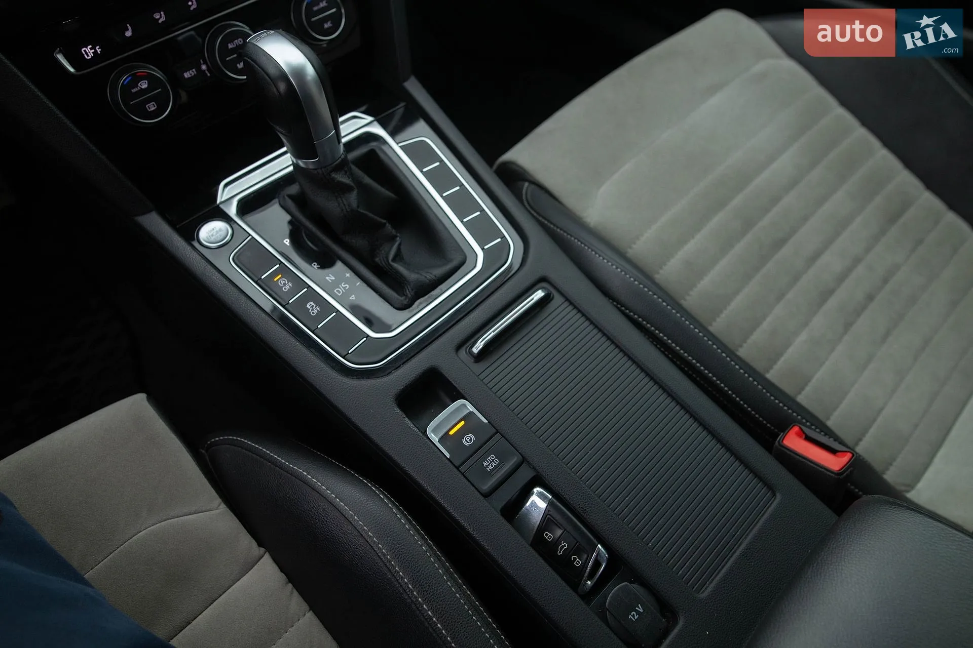 2016 Volkswagen Passat - мініатюра 49