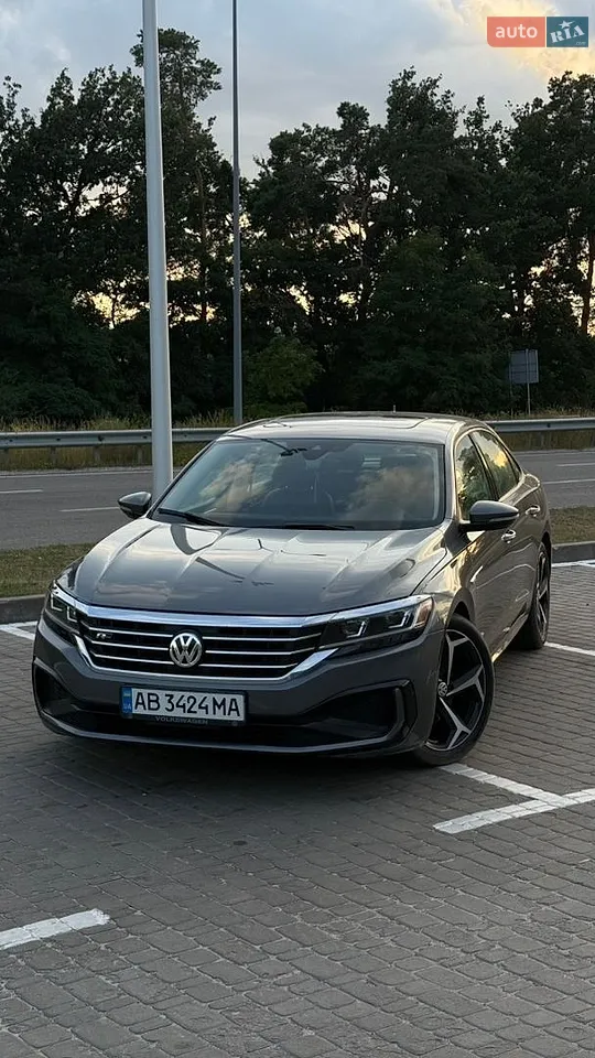 2020 Volkswagen Passat - мініатюра 17