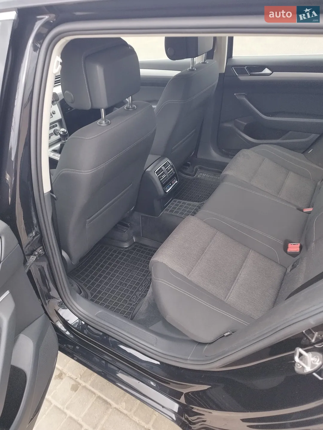2015 Volkswagen Passat - мініатюра 6