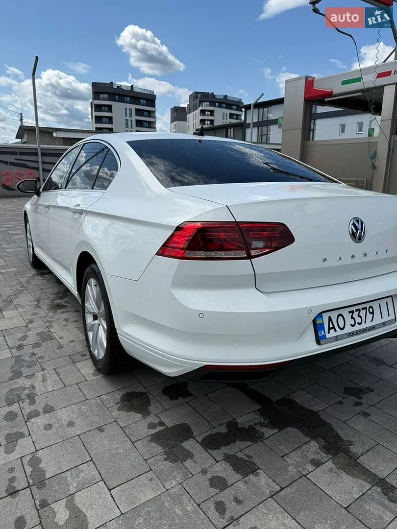 2019 Volkswagen Passat - мініатюра 9