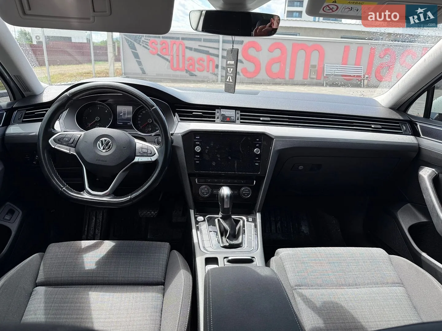 2019 Volkswagen Passat - мініатюра 14