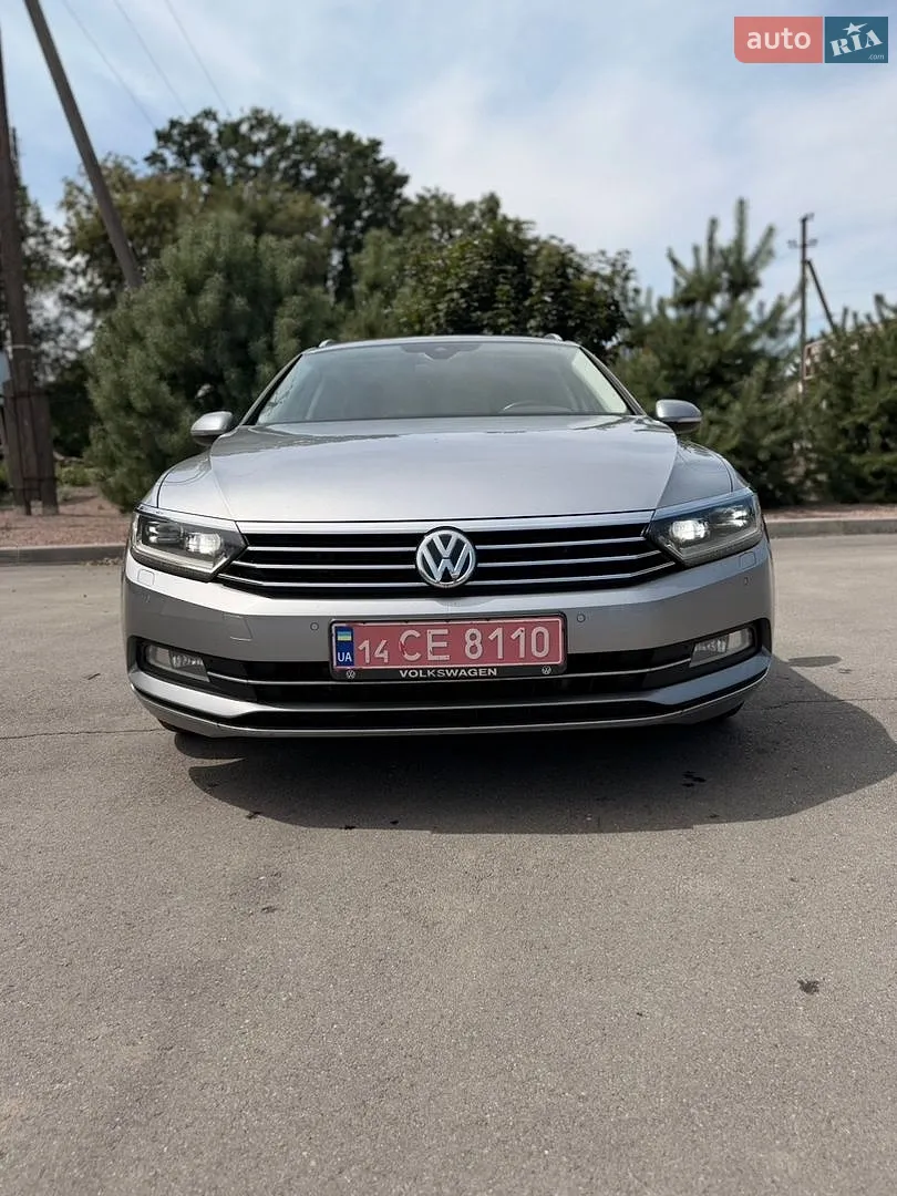 2019 Volkswagen Passat - мініатюра 3