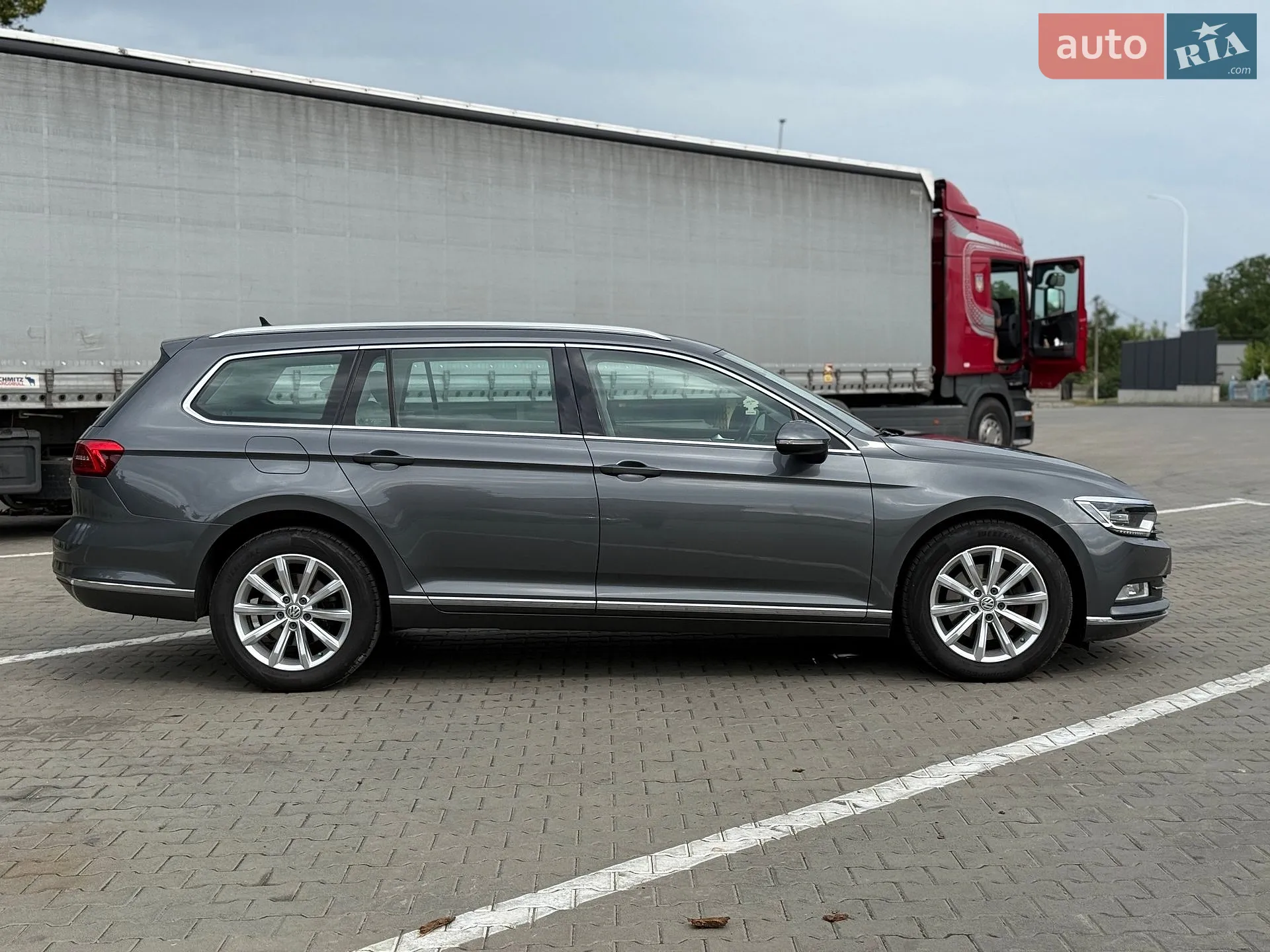 2017 Volkswagen Passat - мініатюра 9