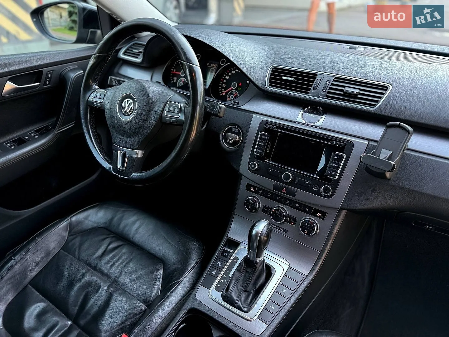 2012 Volkswagen Passat - мініатюра 26
