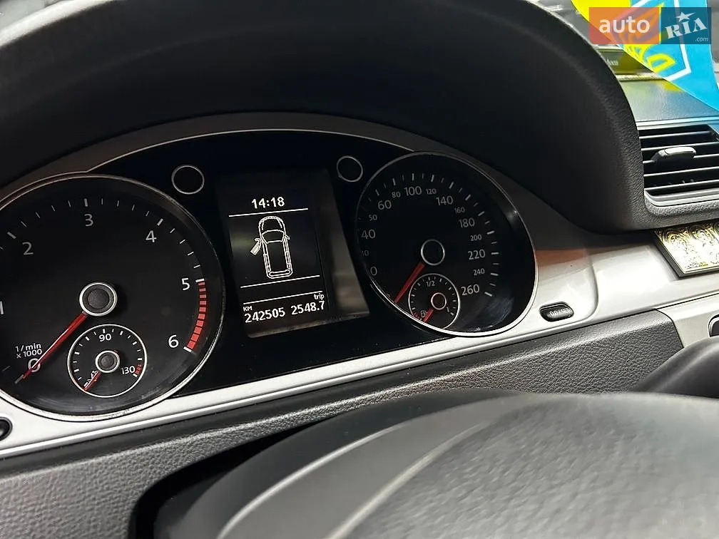 2011 Volkswagen Passat - мініатюра 17