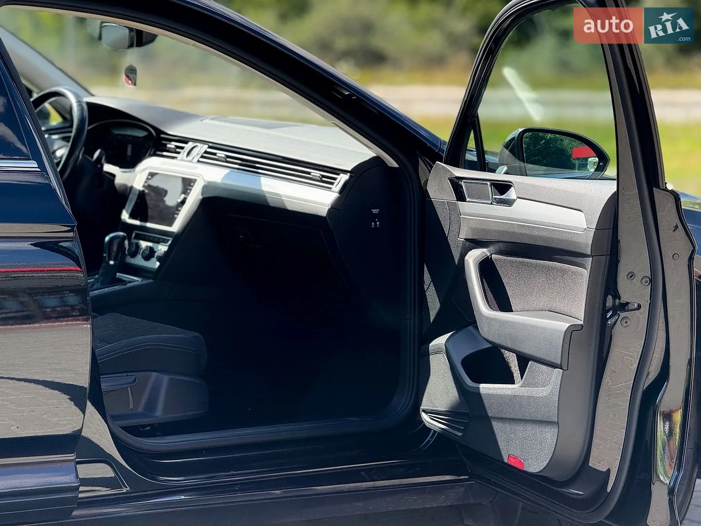 2019 Volkswagen Passat - мініатюра 12
