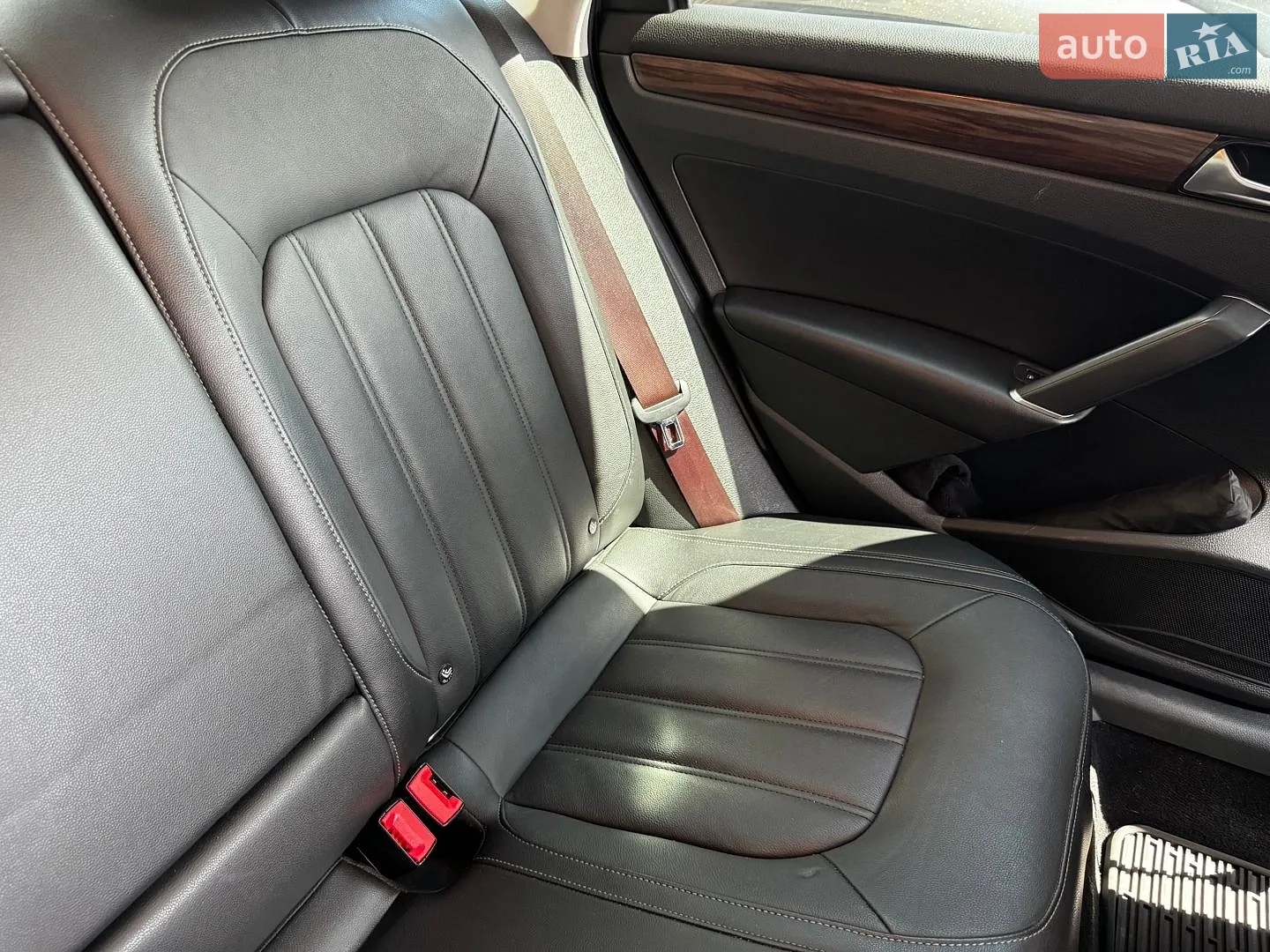 2020 Volkswagen Passat - мініатюра 17