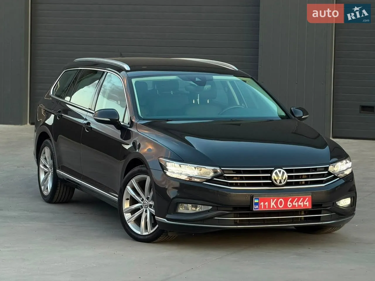 2019 Volkswagen Passat - мініатюра 2