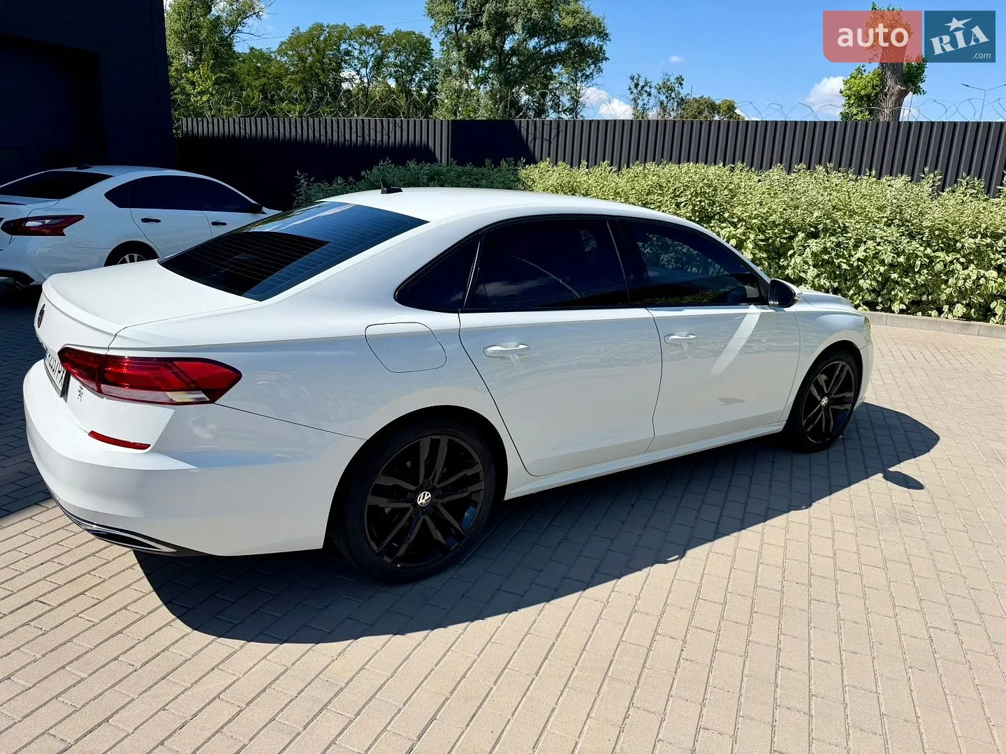 2019 Volkswagen Passat - мініатюра 3