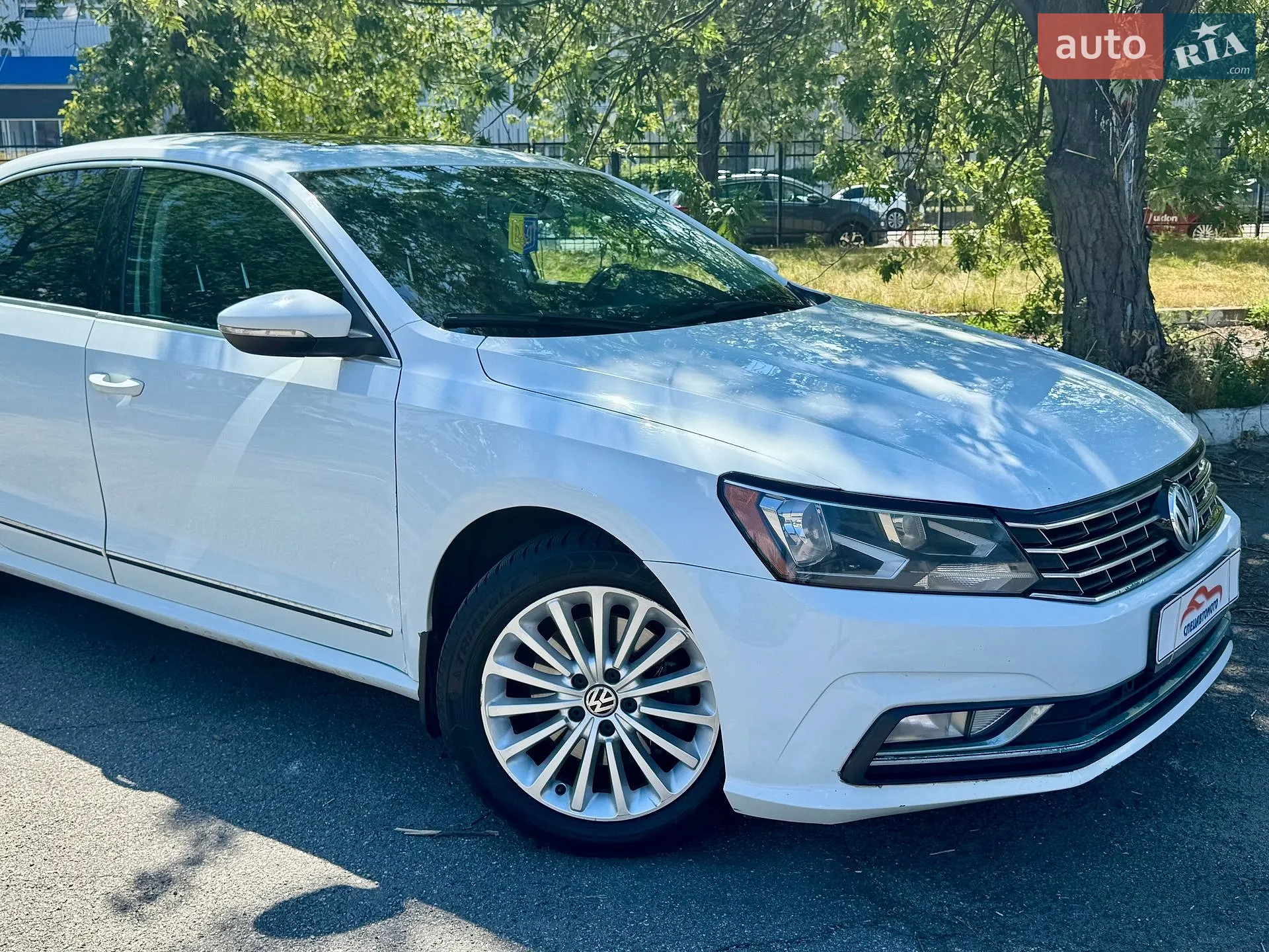 2016 Volkswagen Passat - мініатюра 2