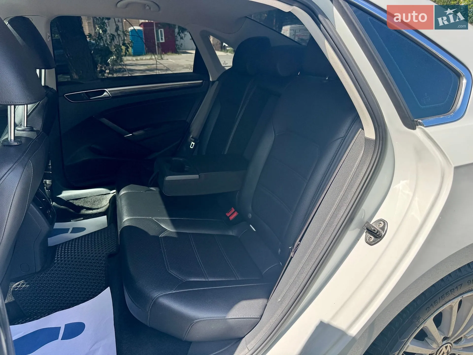 2016 Volkswagen Passat - мініатюра 18